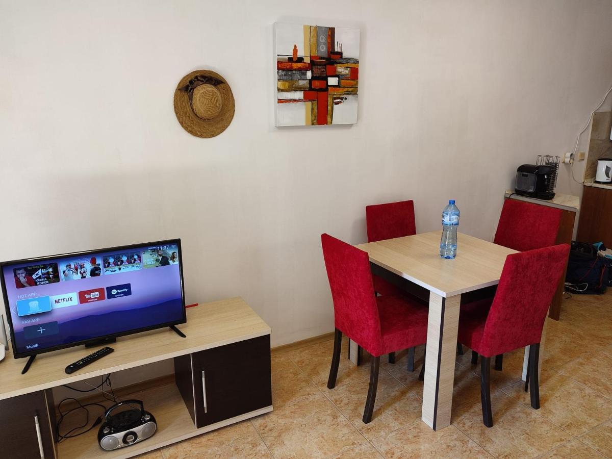 Midia Grand Resort, Terrassen Paradies Apartment Aheloi Exterior foto